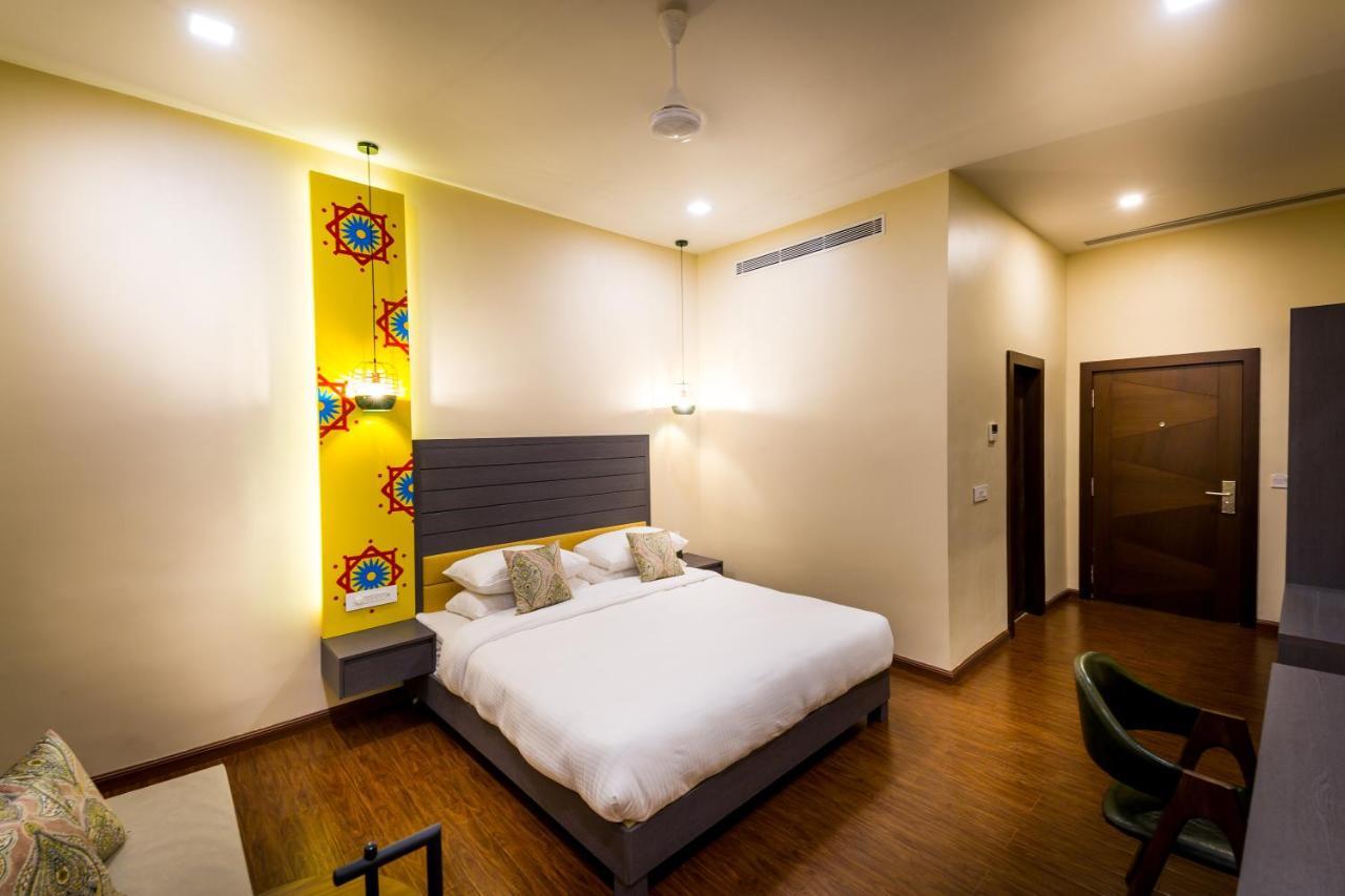 Hotel Asansol International Exteriör bild