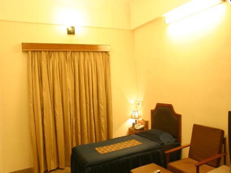 Hotel Asansol International Exteriör bild